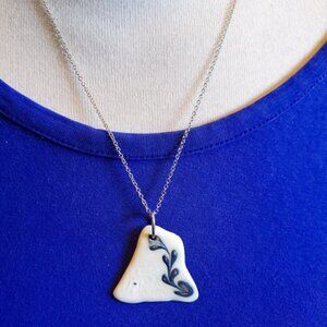 20IN Silver Tone White Ceramic Swirl Style Necklace